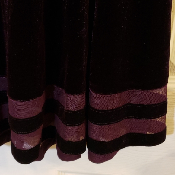 Calvin Klein Purple Velvet Sleeveless Petite Dress - Picture 5 of 7